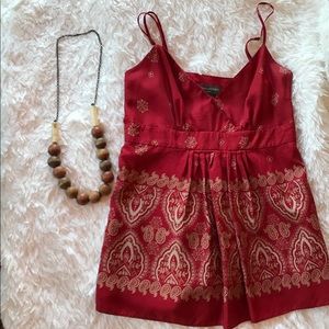 Banana republic red top